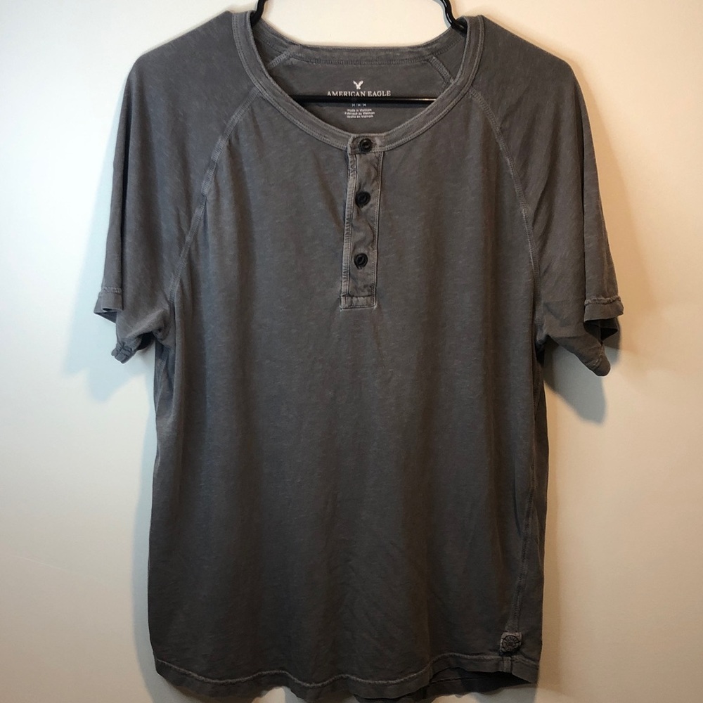 American Eagle Outfitters Men's Charcoal Henley Tee